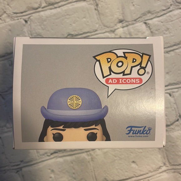 Funko Pop Ad Icons Stewardess - Picture 2 of 6